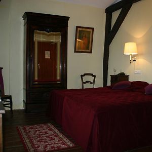 Double or Twin Room Shower
